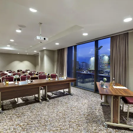 Hotel Hilton Garden Beylikduzu