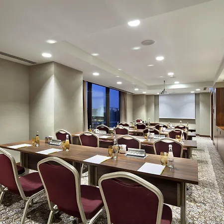 Hilton Garden Beylikduzu 4*