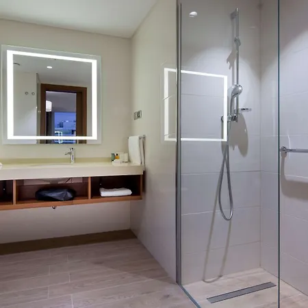 Hilton Garden Beylikduzu 4* Istanboel