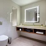 Hotel Hilton Garden Beylikduzu 4*