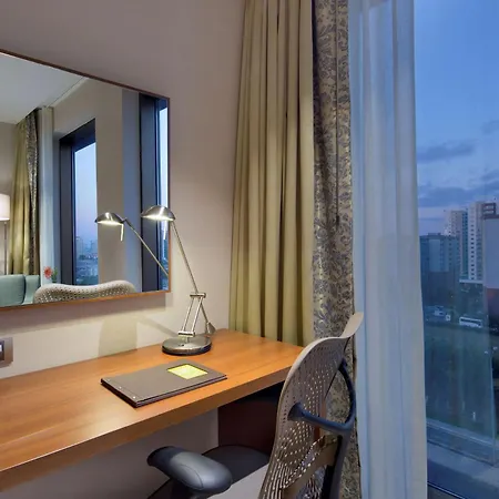 Hilton Garden Beylikduzu ホテル 4*