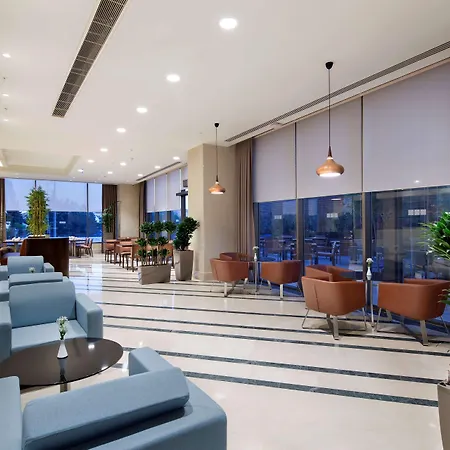 Hilton Garden Beylikduzu ホテル イスタンブール