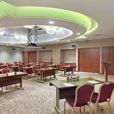 Hilton Garden Beylikduzu Hotell 4*