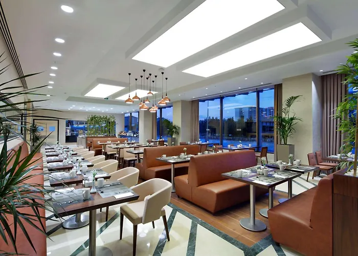 Hilton Garden Beylikduzu 4*
