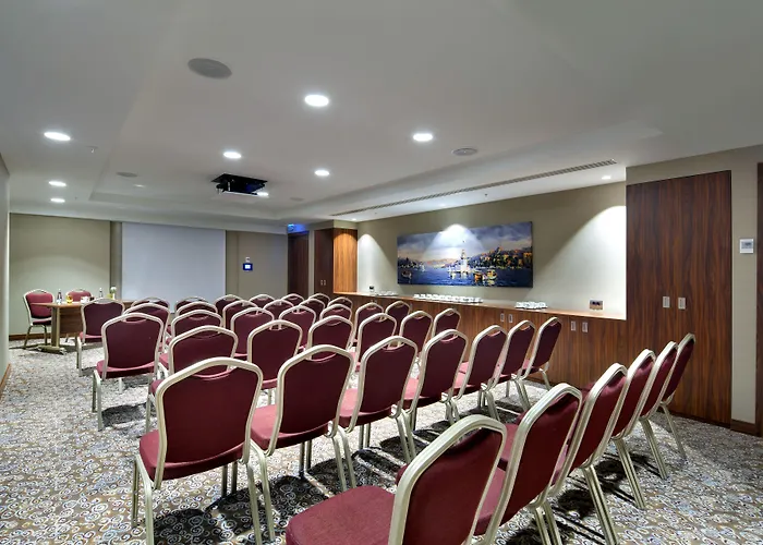 Hilton Garden Beylikduzu Hotel Istambul